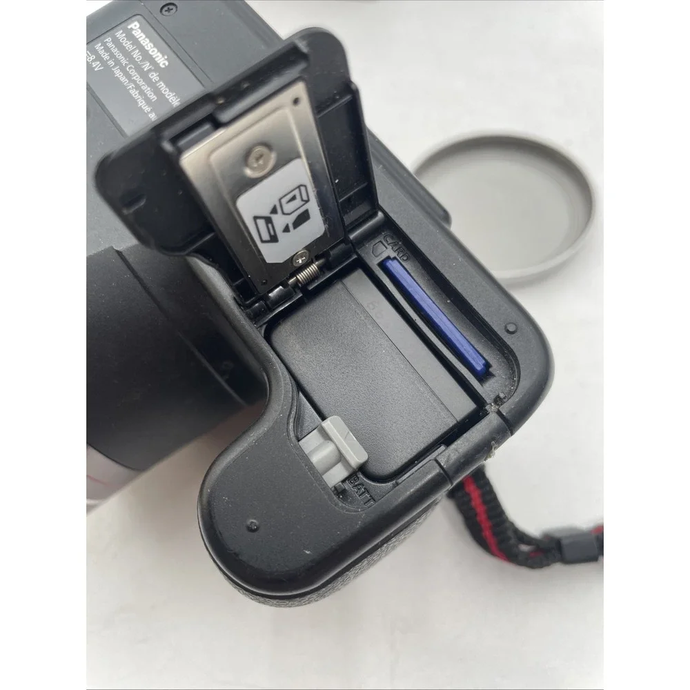 Panasonic Lumix DMC-FZ40 Digital Camera 14MP 24x Zoom+Battery+Charger+SD Card+